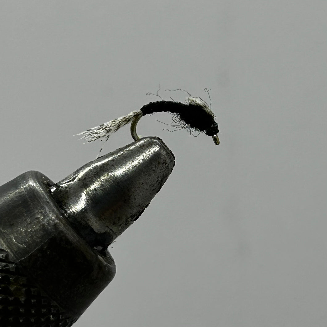 One Dozen (12) - WD-40 - Black - Nymph